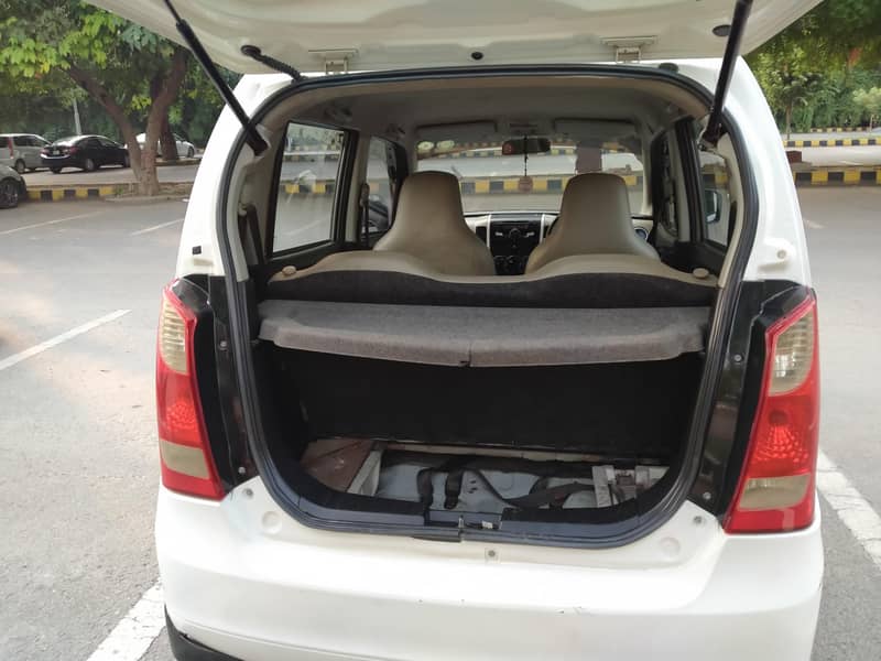 Suzuki Wagon R 2017 11