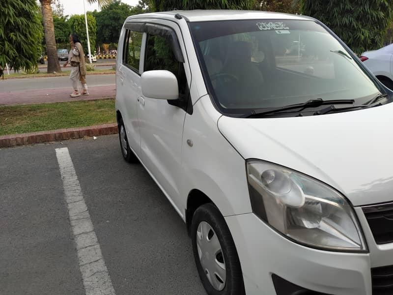 Suzuki Wagon R 2017 12