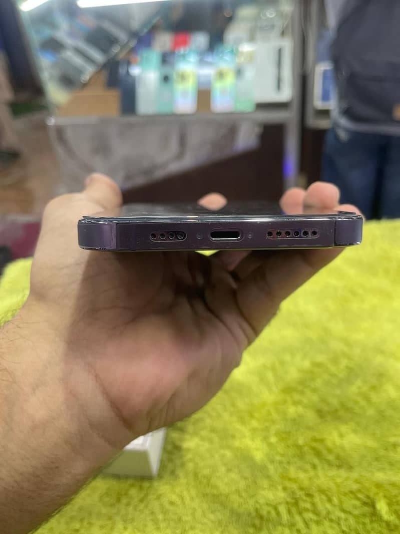 iPhone 14 Pro Max 2