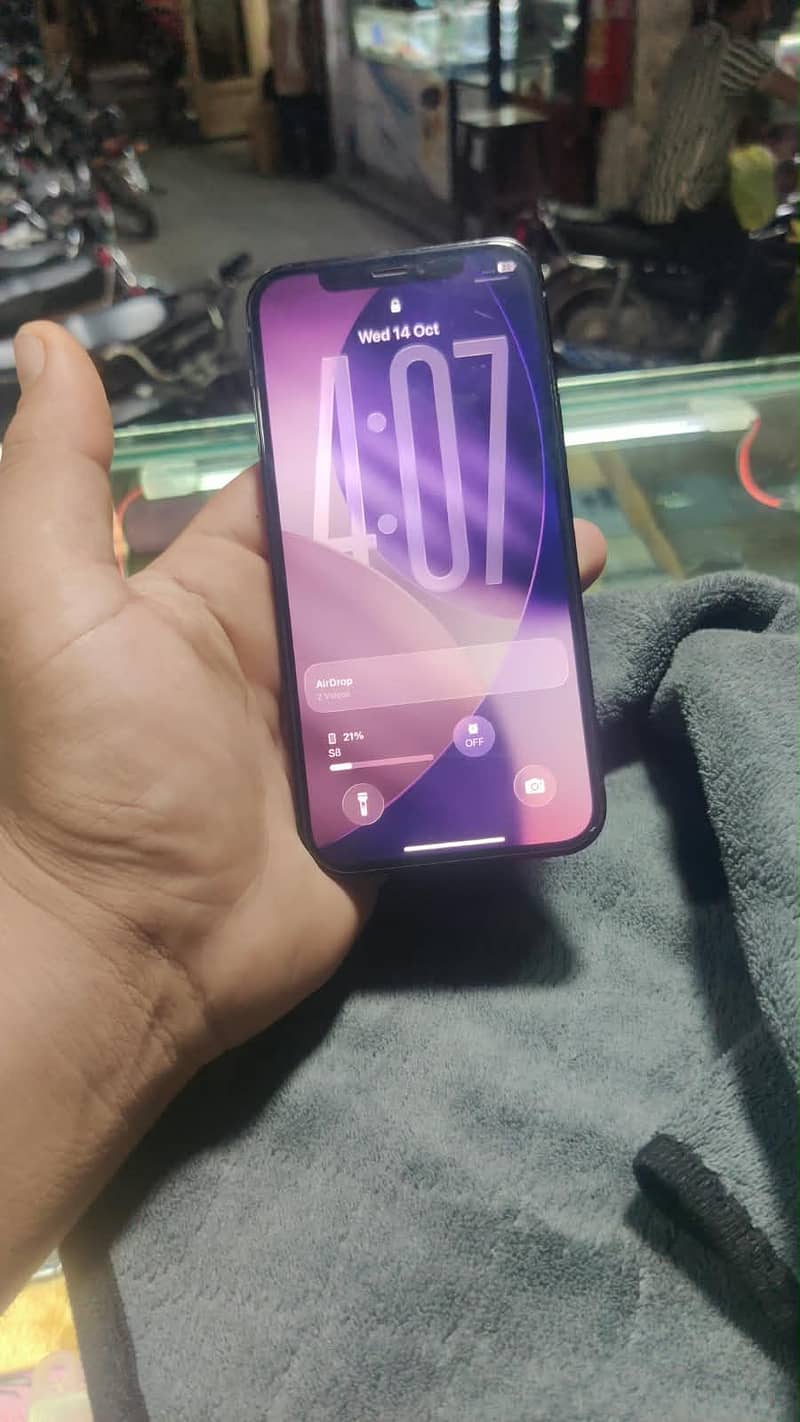 Apple iPhone 12 Pro 1
