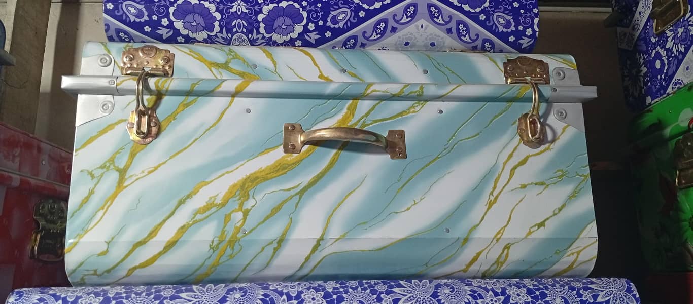 marble plane sheet trunk 0