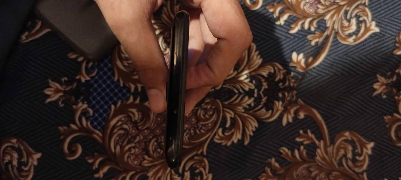 One Plus 6T 5