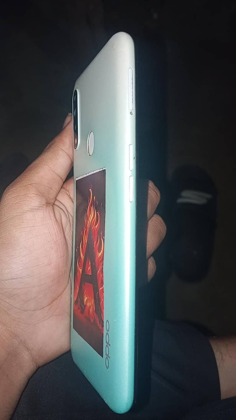OPPO A31 1