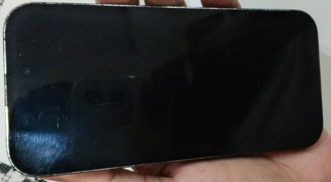 Apple iPhone 14 Pro 1