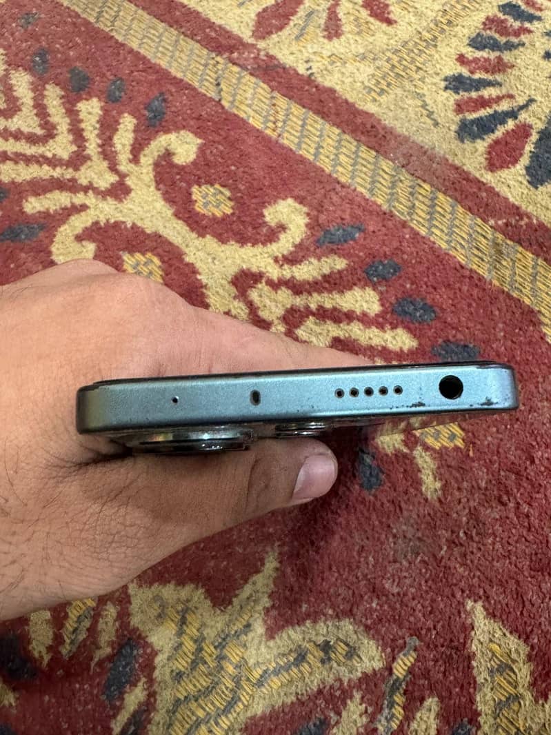 Xiaomi Redmi Note 13 Pro 4