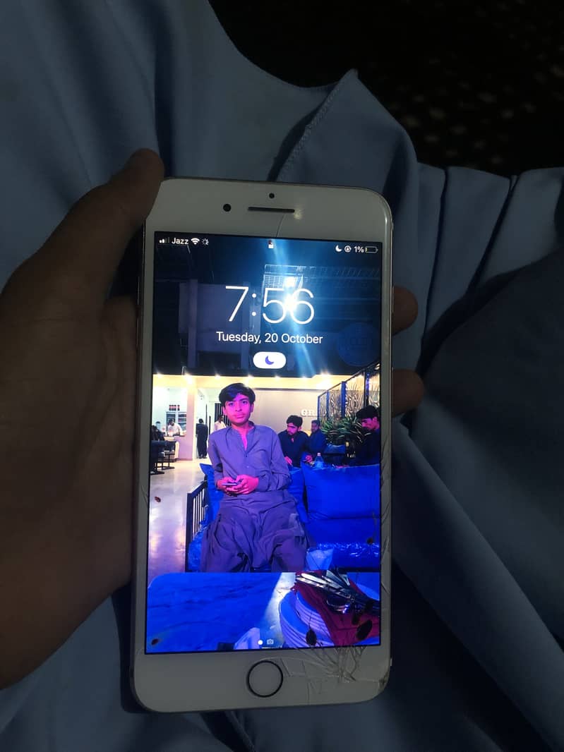 Apple iPhone 7 Plus 18