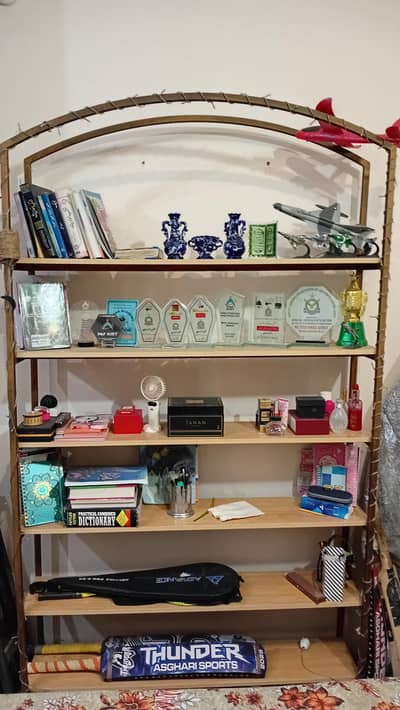 rack/shelve for shops or offices