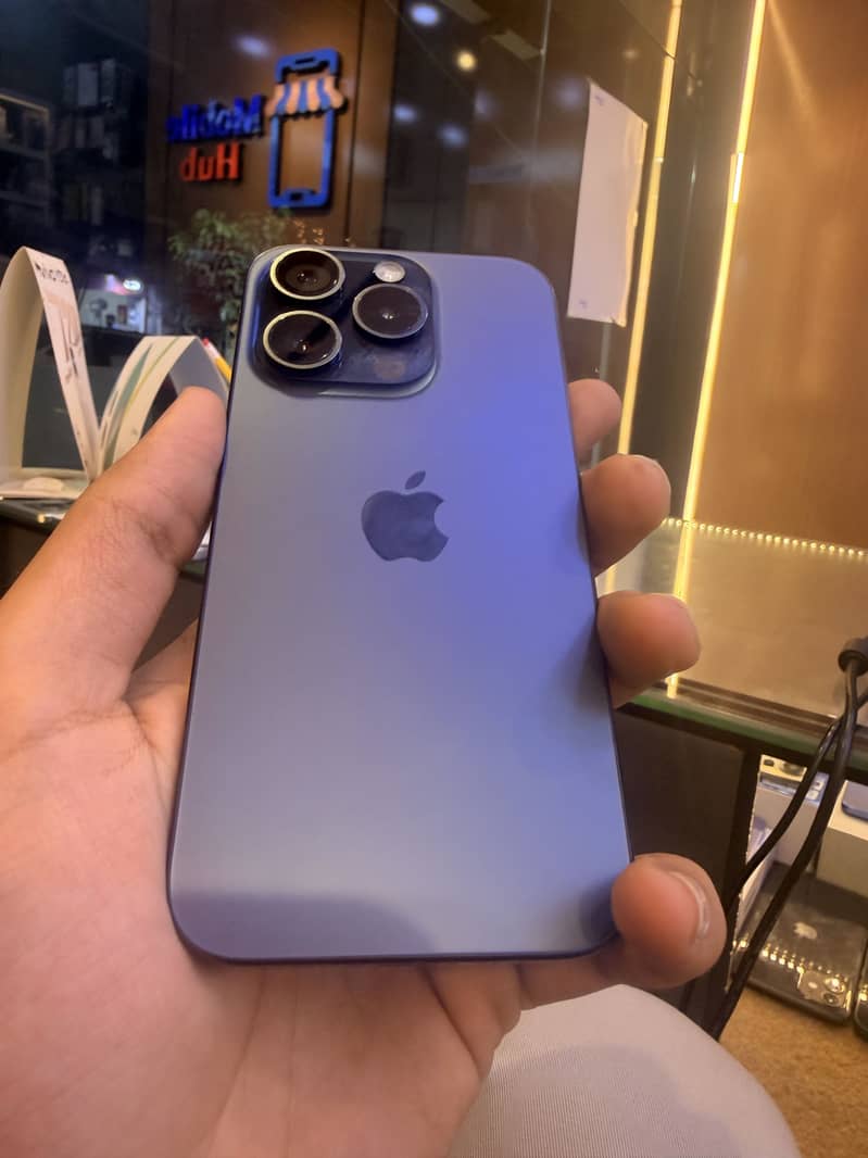 Apple iPhone 15 Pro 1