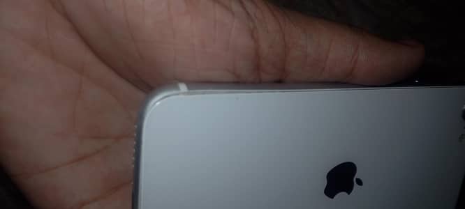 Apple iPhone SE