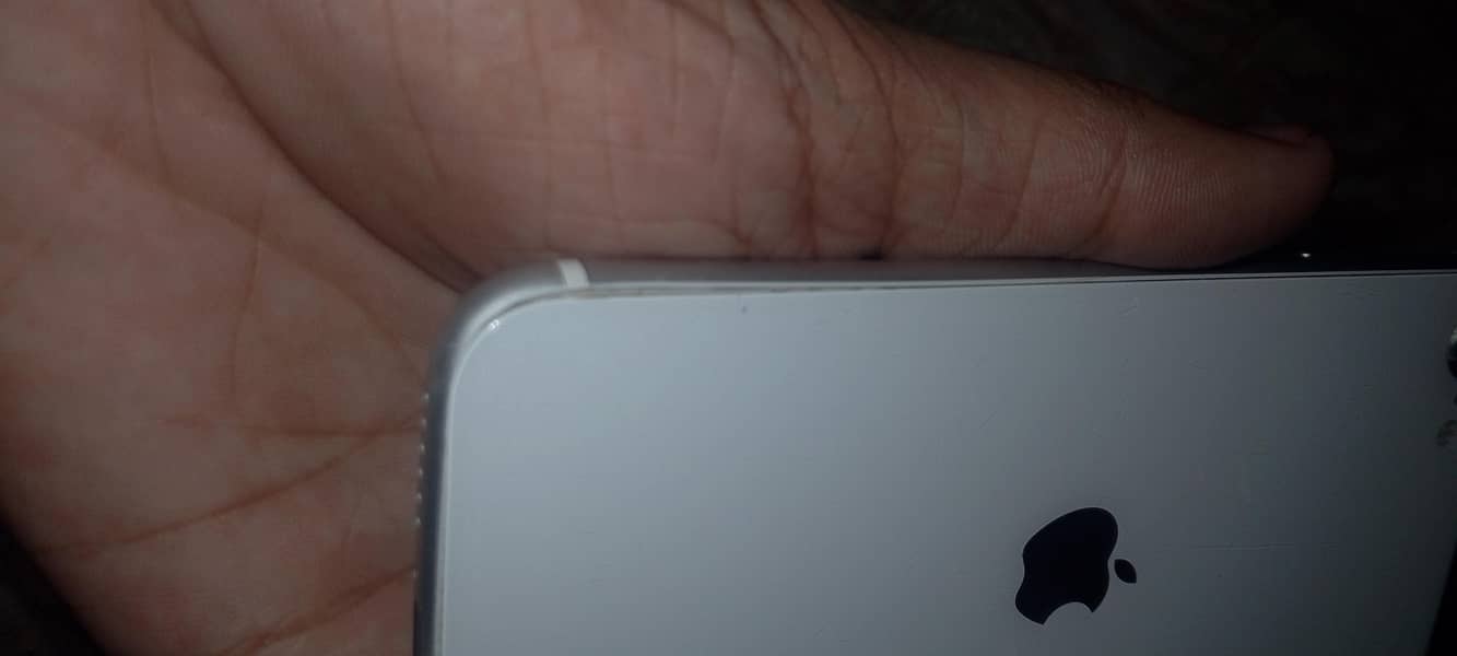 Apple iPhone SE 0