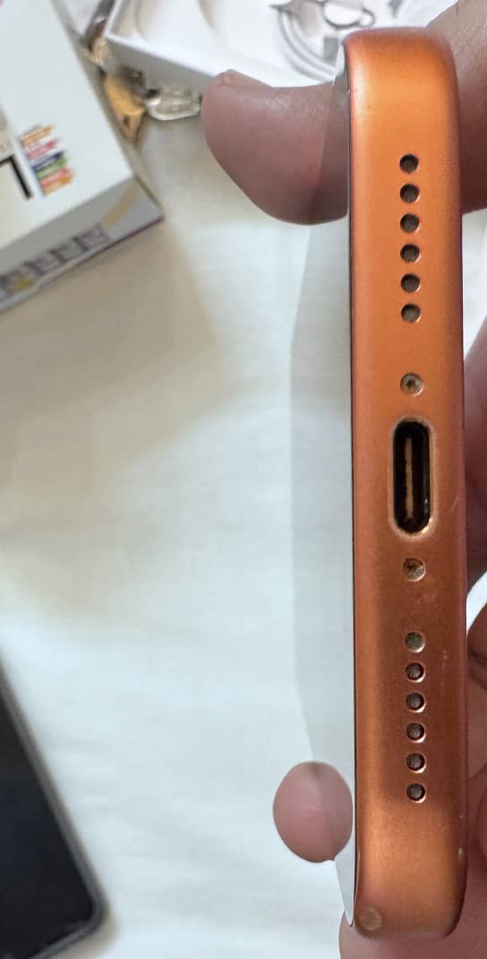 Apple iPhone 17 Pro Max 3
