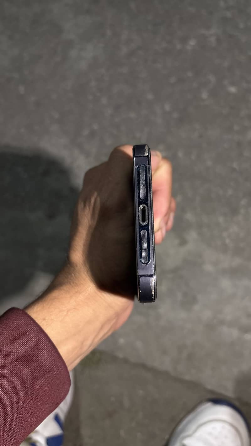 Apple iPhone 14 Pro Max 4