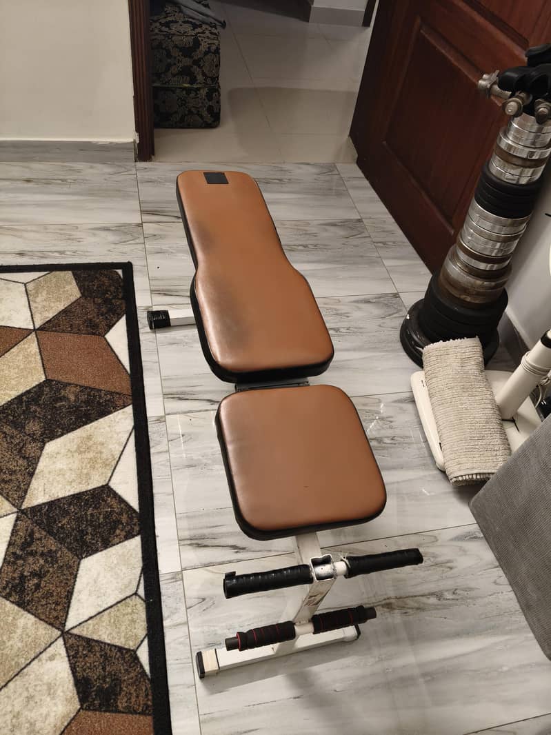 Adjustable workout bench 3