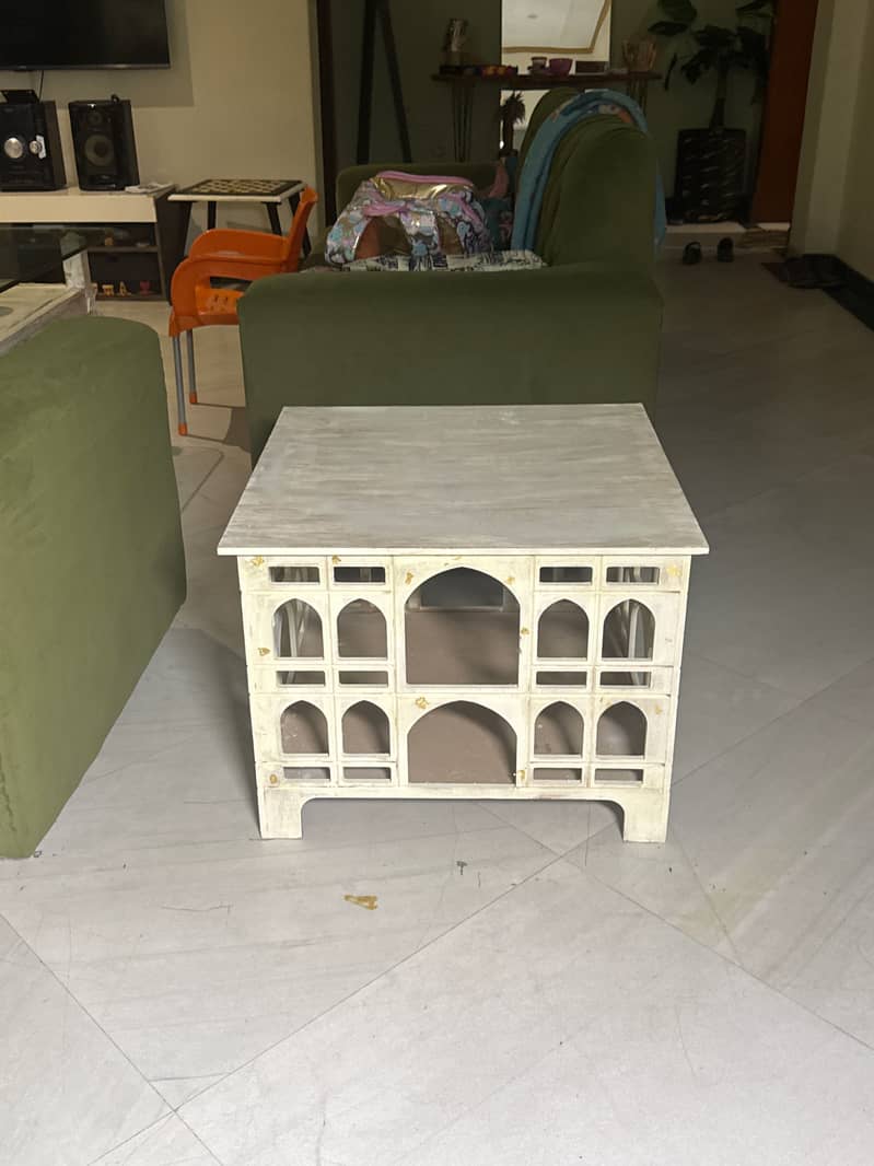Coffee table new 1