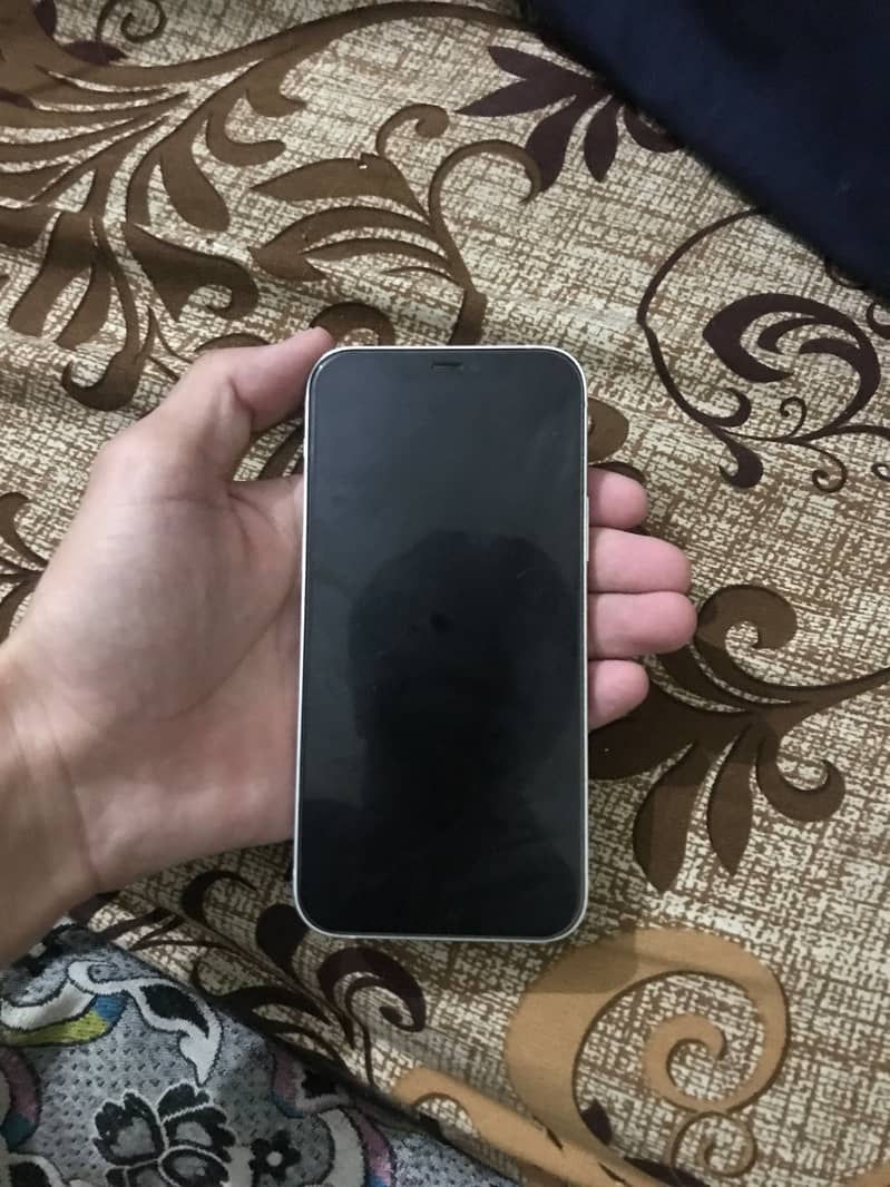 iPhone 12 5