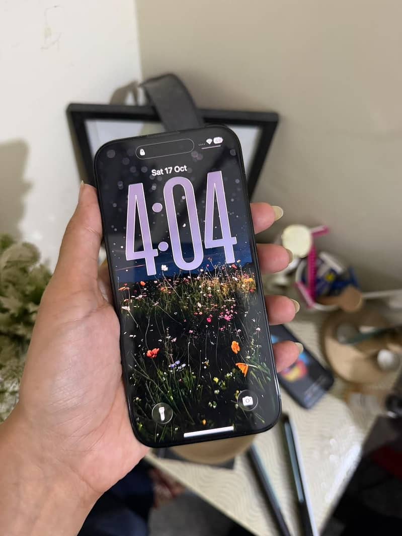 Apple iPhone 14 Pro 2