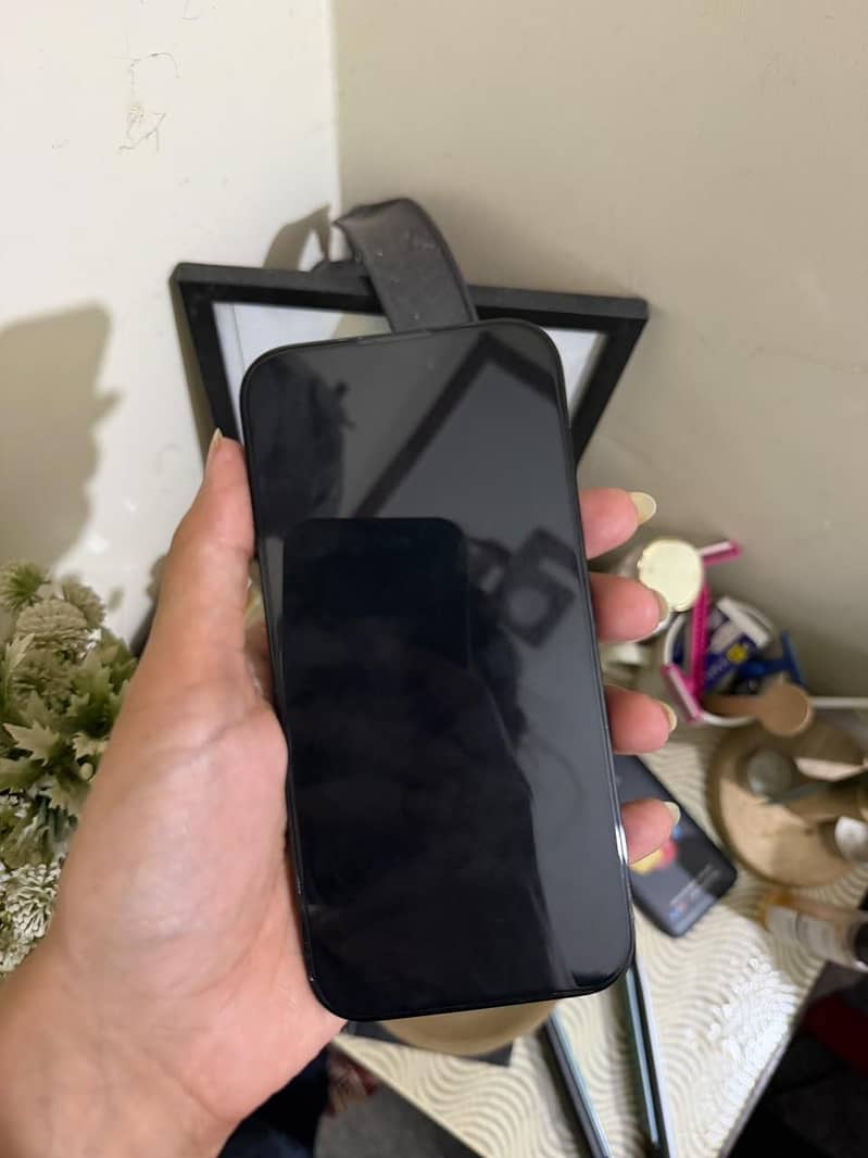Apple iPhone 14 Pro 3