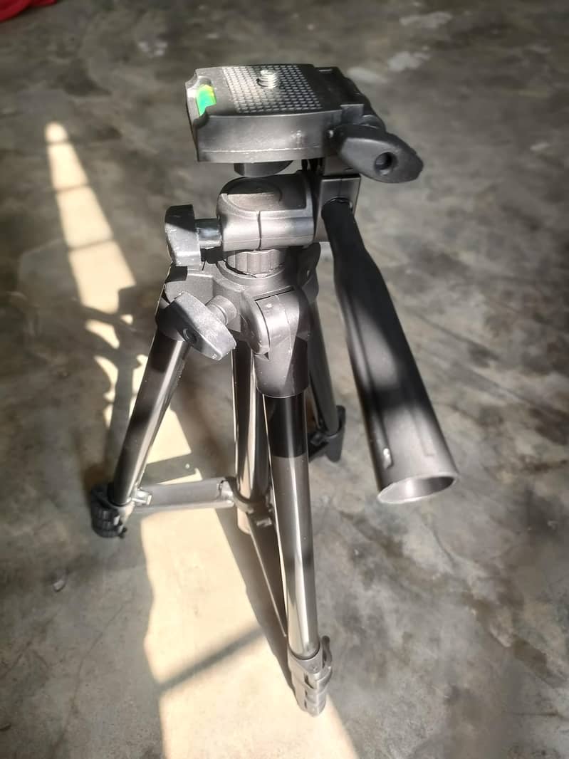 Mobile Stand 7