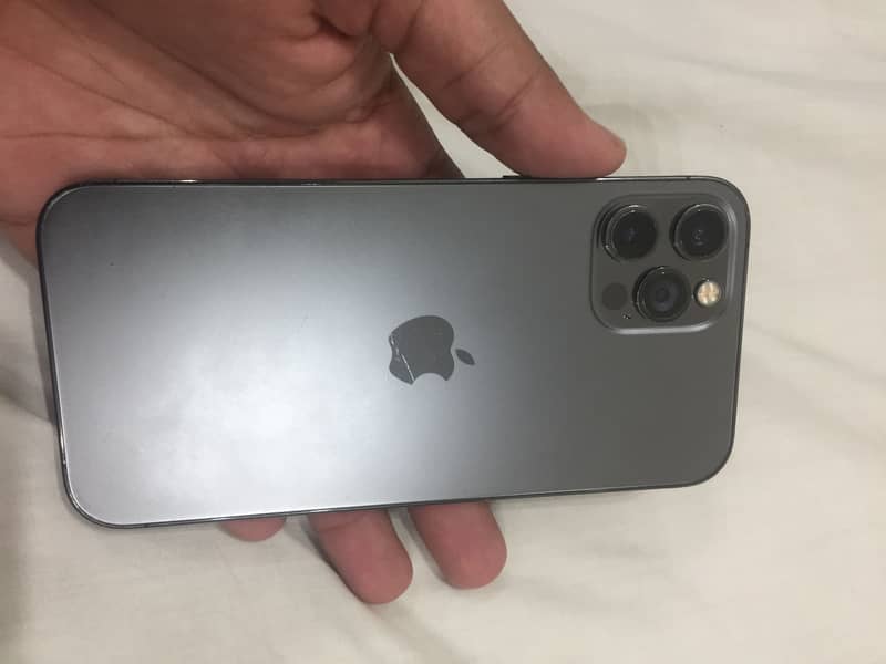Apple iPhone 12 Pro 0