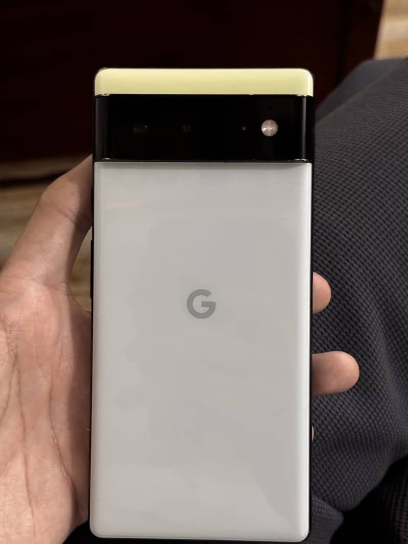 Google Pixel 6 4