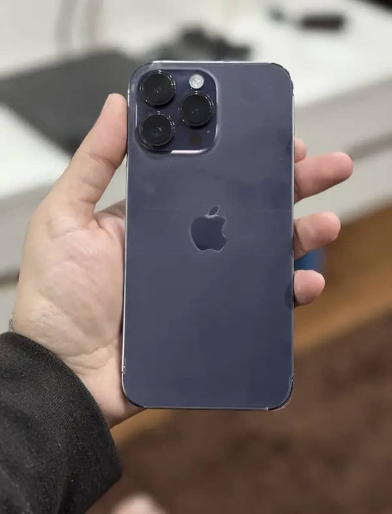 iPhone 14 Pro Max 2