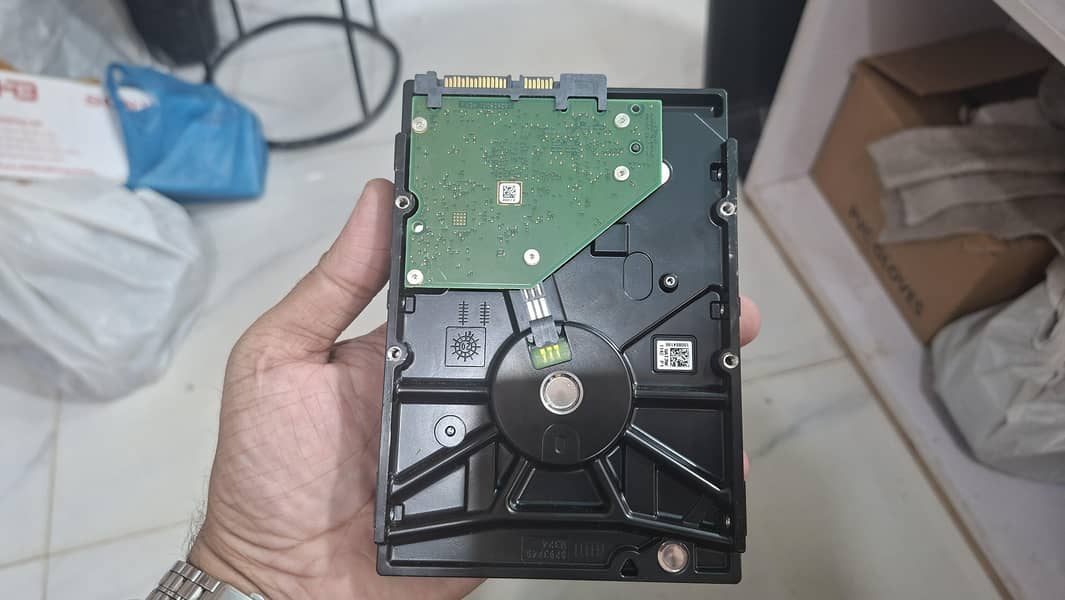 Hard Drive 2TB 1