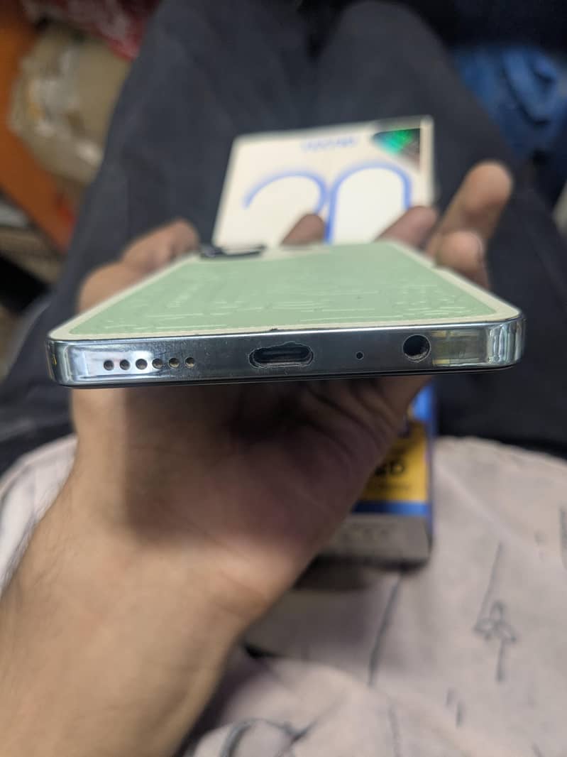Tecno CAMON 20 3
