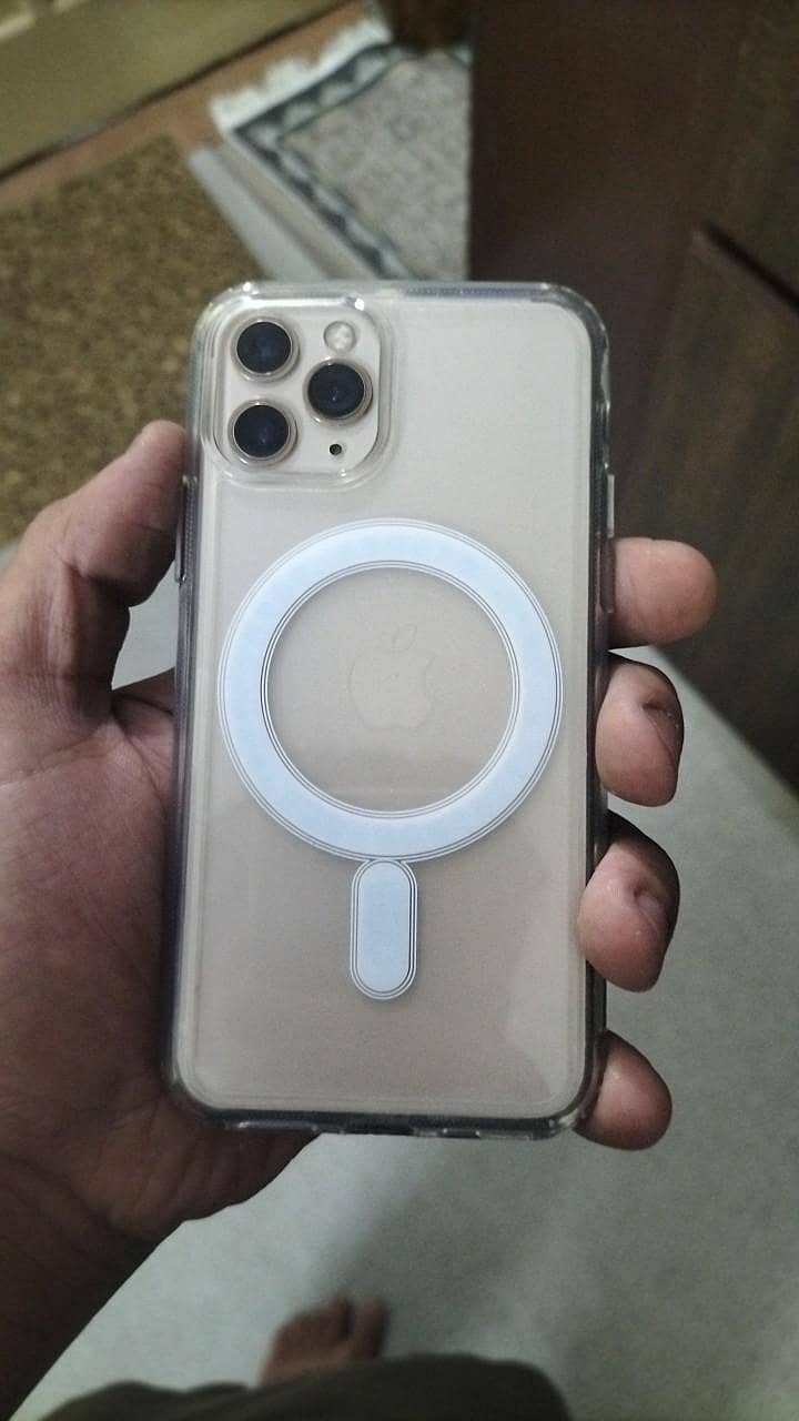 Apple iPhone 11 Pro 0