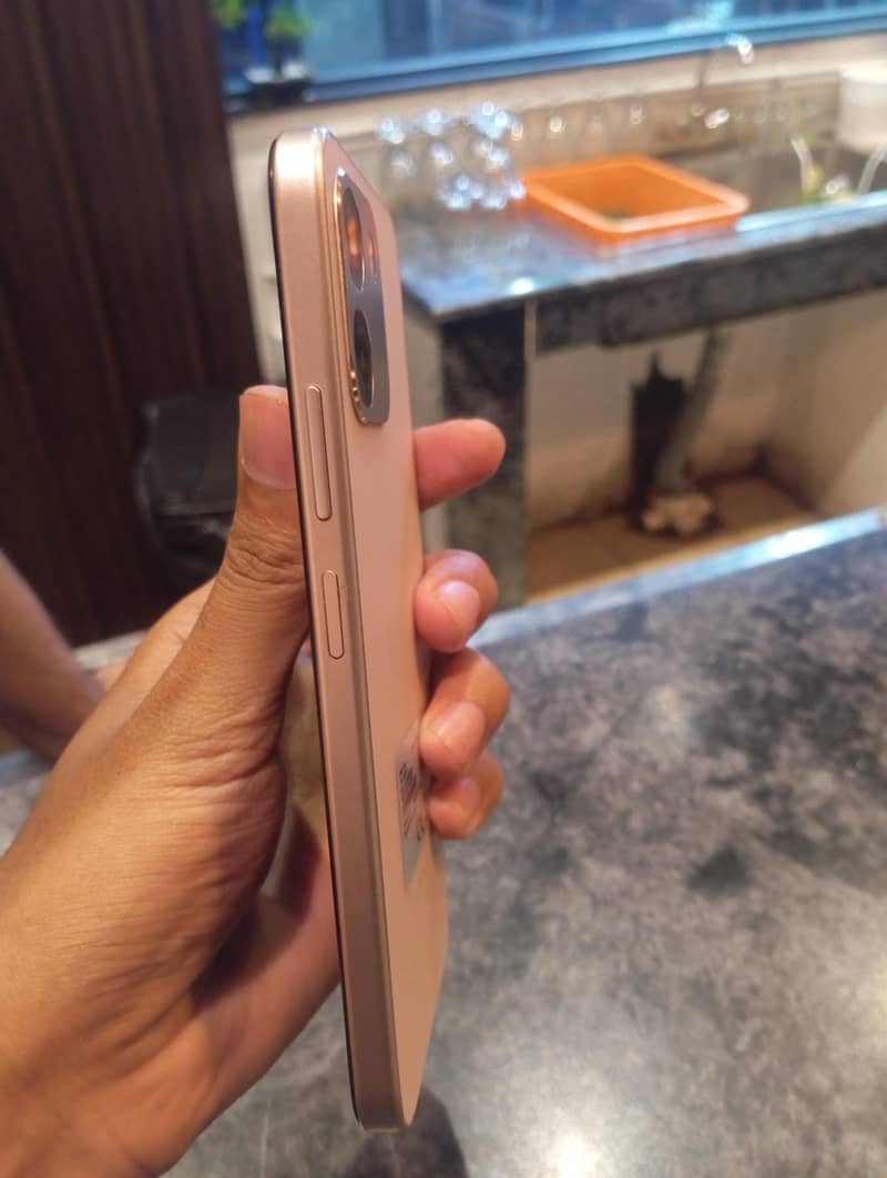 OPPO A6 2