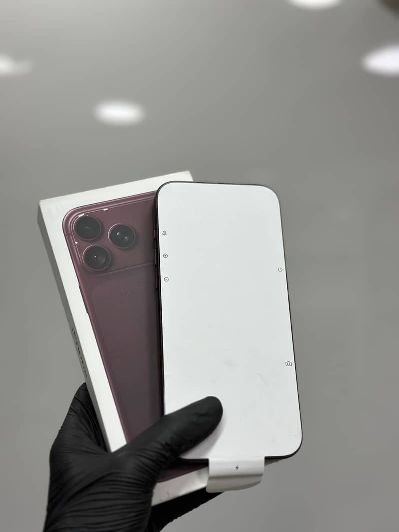 Apple iPhone 18 Pro Max 2