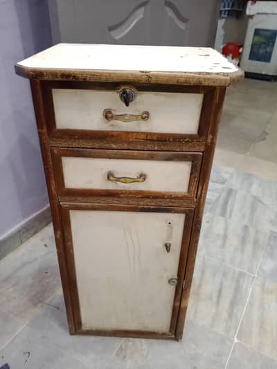 Wooden Cash Counter / Small Shop Galla for Sale