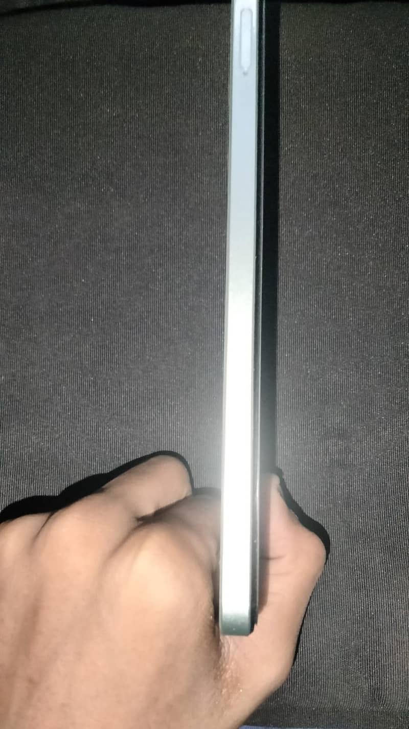 Realme Note 60 1