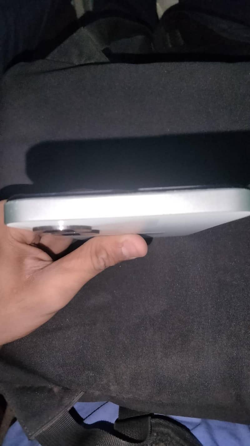 Realme Note 60 5