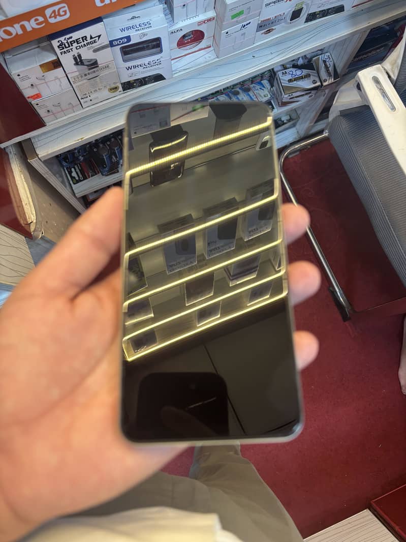 Realme Note 60x 4