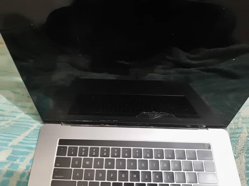 Mac book pro 2019 2
