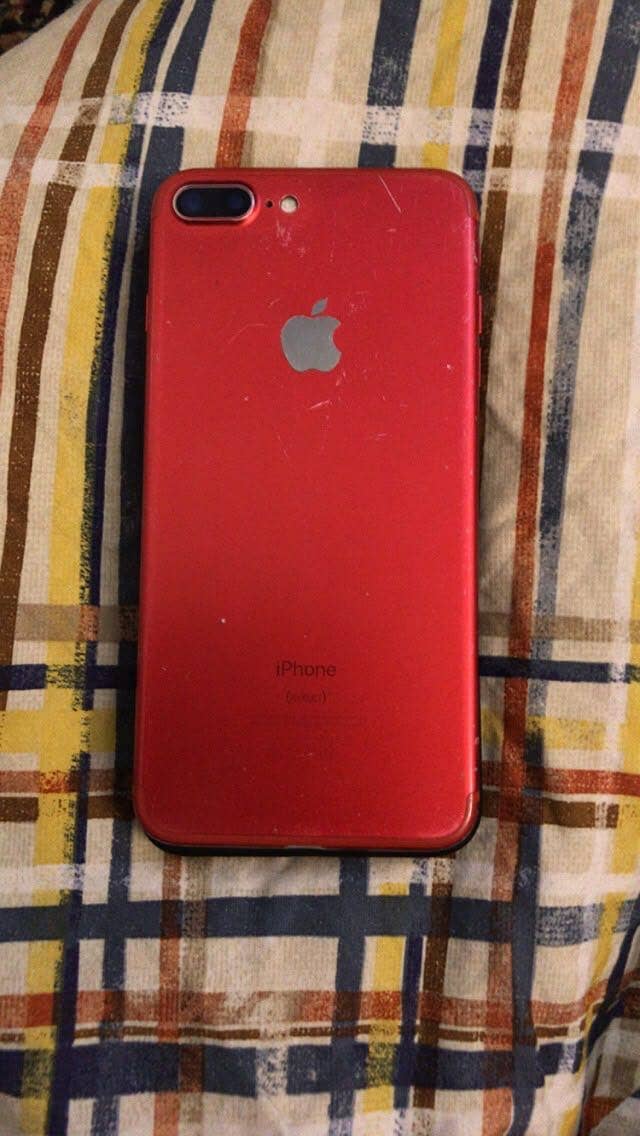 Apple iPhone 7 Plus 0
