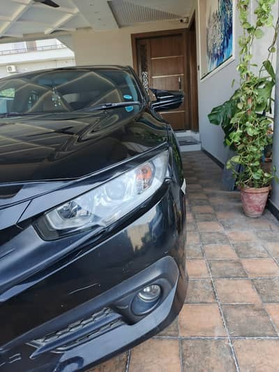 Honda Civic Oriel 1.8 i-VTEC CVT 2017 | Army Officer Used | Almost Gen