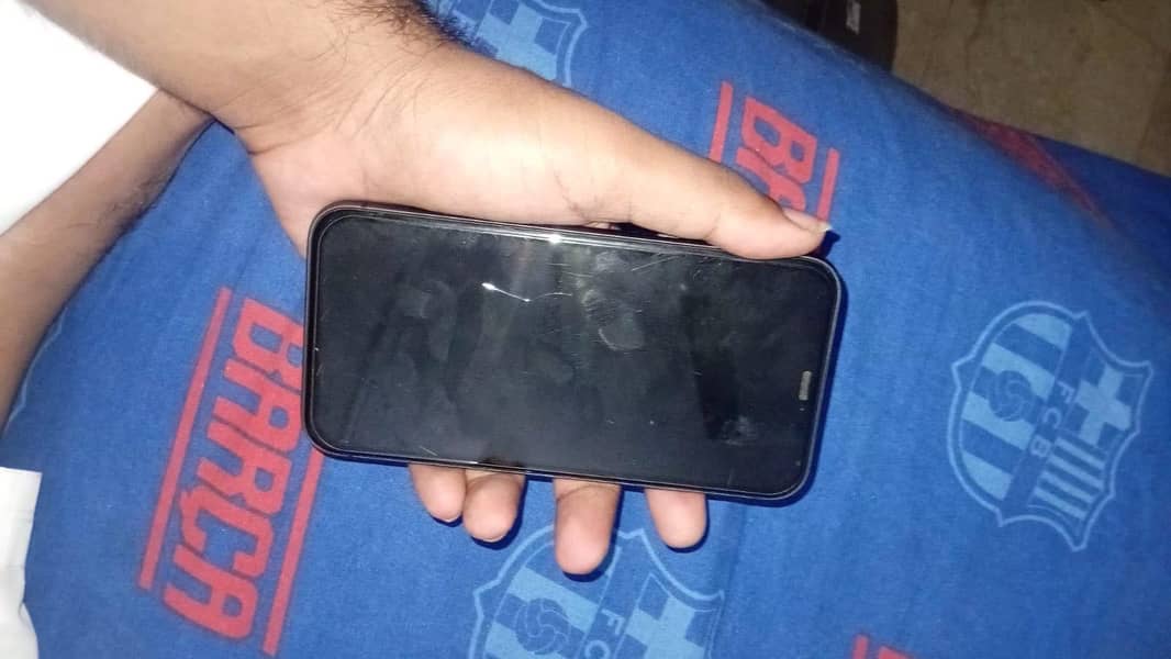 Apple iPhone 11 2