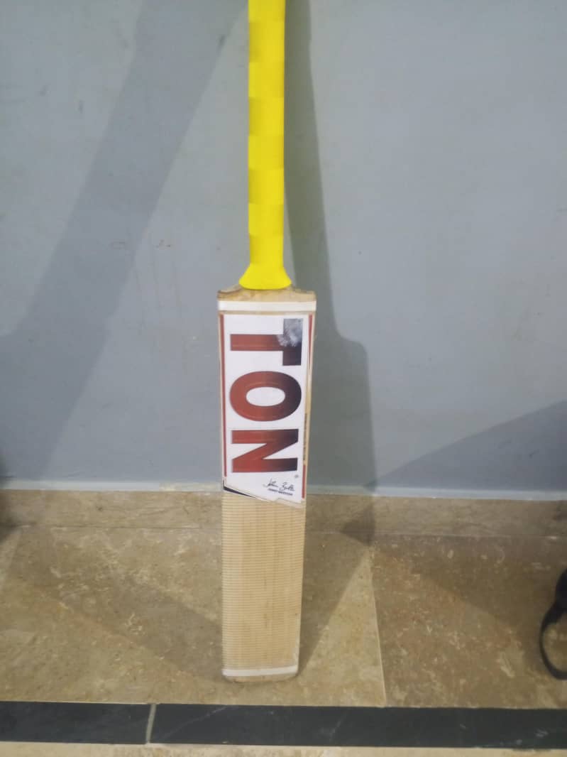 cricket Bat 6