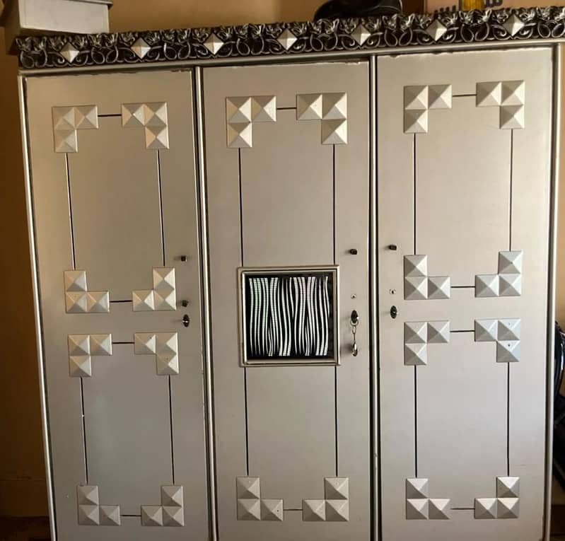 cupboard 1