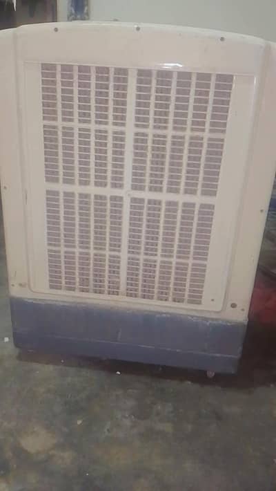 Toyo Full Size DC Cooler 12V With Extra Moter + Fan