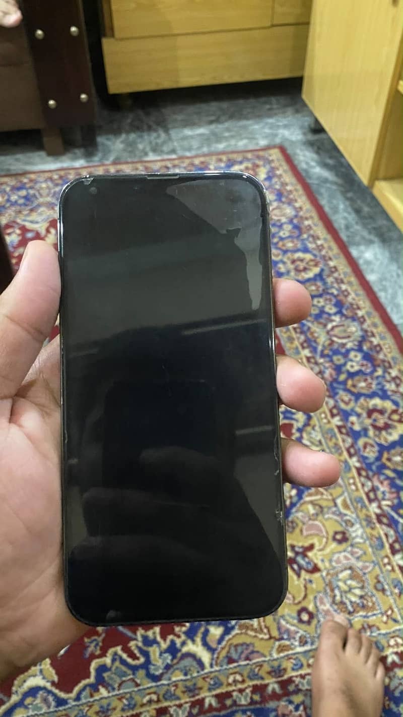 Apple iPhone 13 Pro Max 4