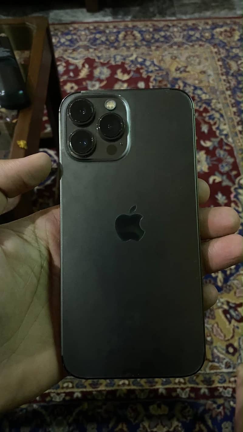 Apple iPhone 13 Pro Max 8