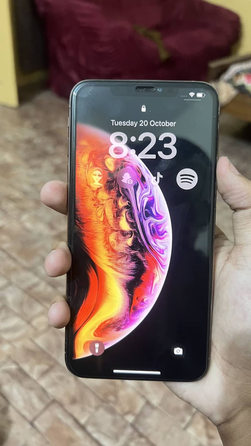 Apple iPhone X 2