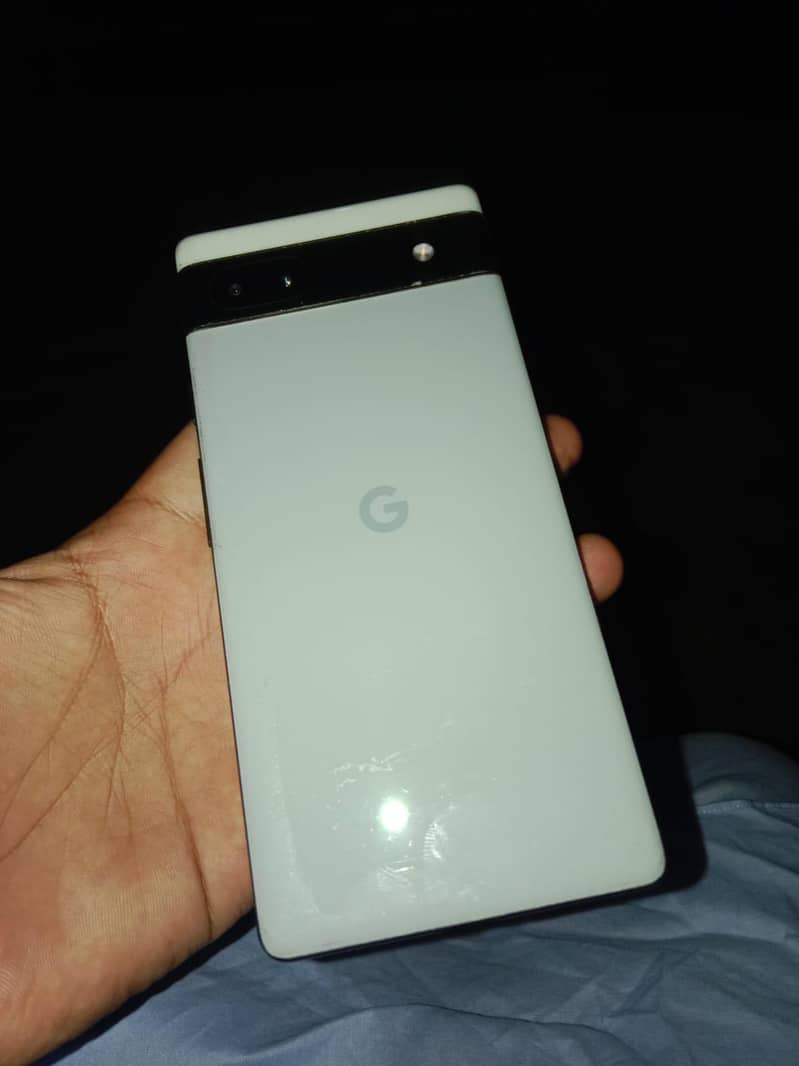 Google Pixel 6a 4