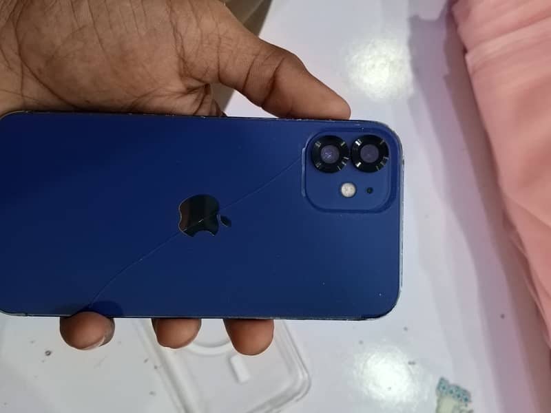 Apple iPhone 12 2