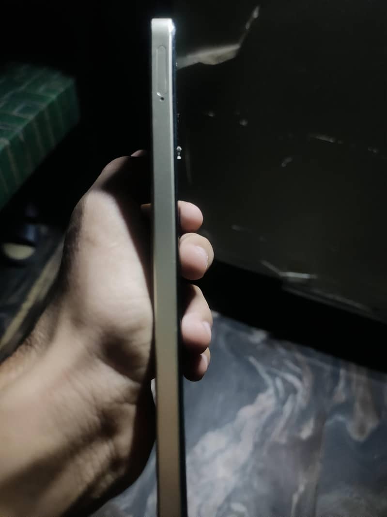 Realme C61 2