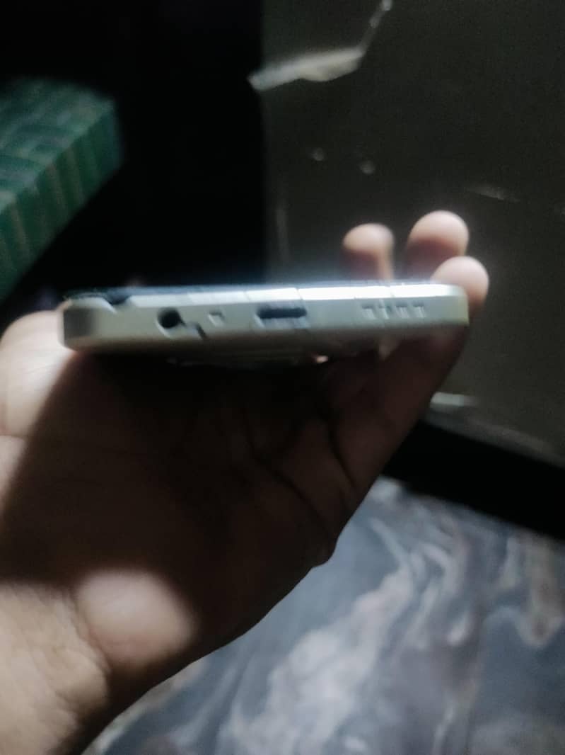 Realme C61 3