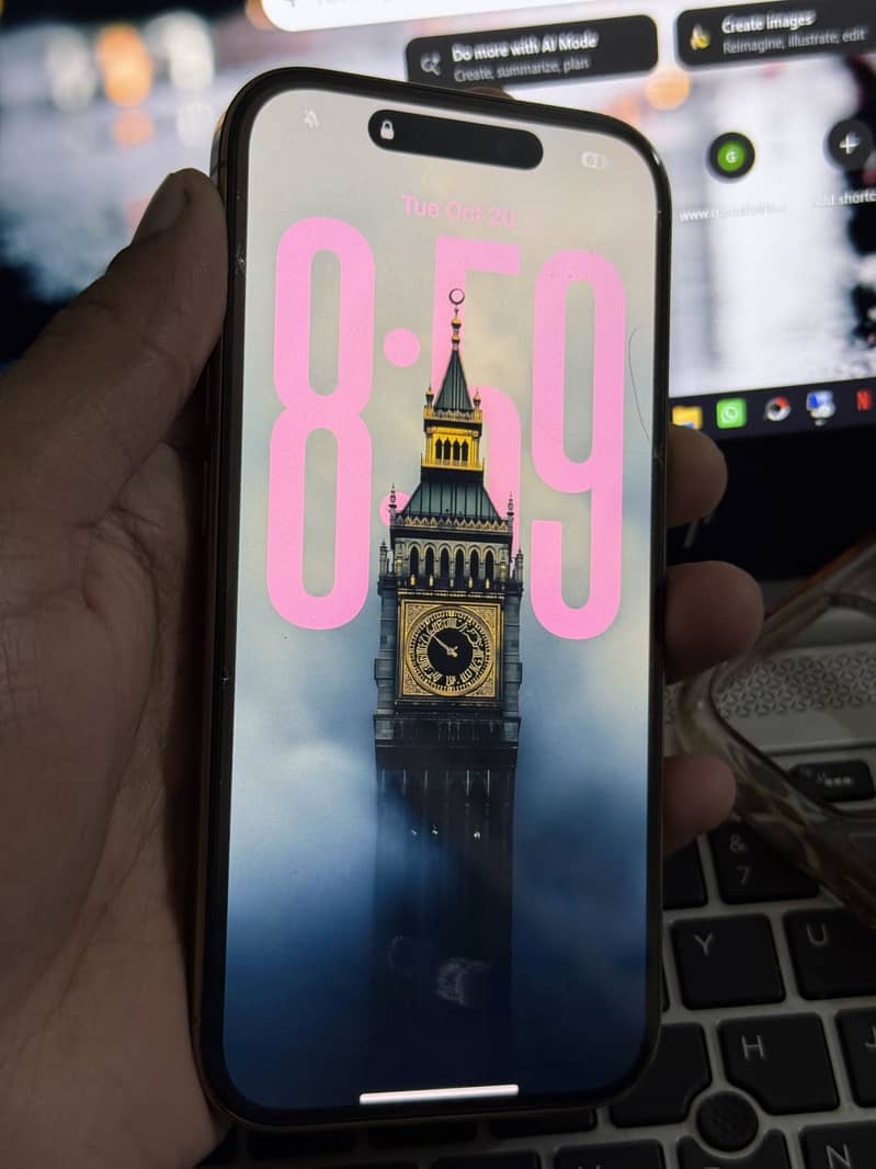 Apple iPhone 16 Pro 3