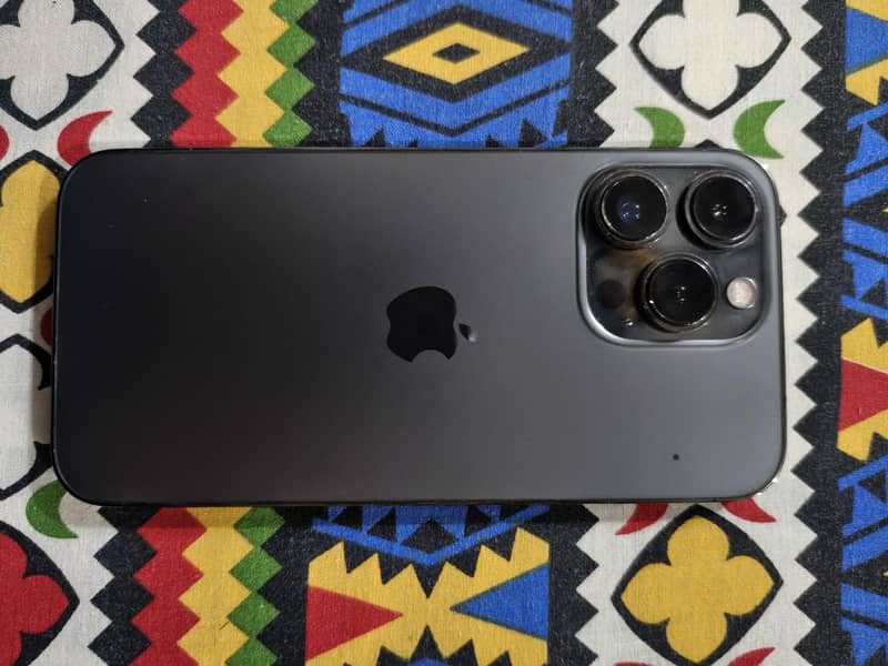 Apple iPhone 13 Pro 2